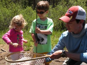 Fly Fishing fishing with a family and children Minturn Anglers